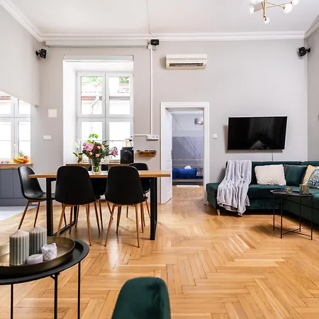 Old Town Luxury Apartment - Rynek Szewska Kraków Zewnętrze zdjęcie